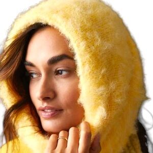 Anthropologie Maeve Fuzzy Infinity Scarf Cozy Butter Yellow One Size NWT